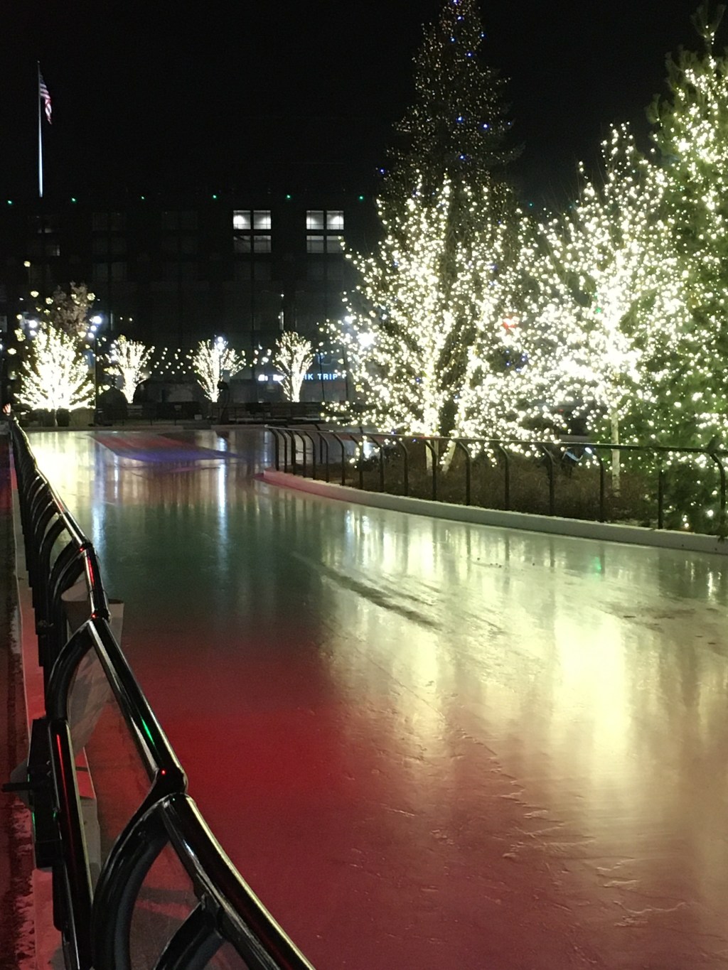 A Night Full of Lights in Green&nbsp;Bay