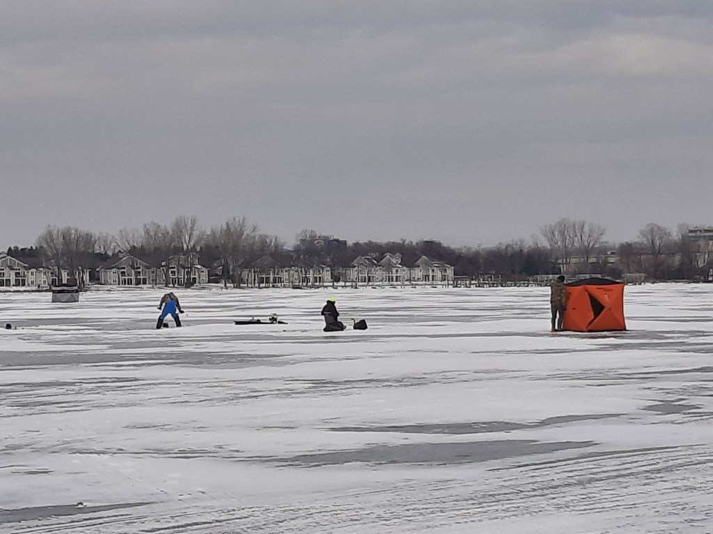 Ice Fishing on the Fox&nbsp;River